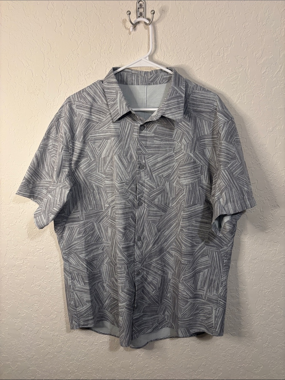 Lululemon Airing Easy Short Sleeve Shirt *Ventlight Mesh